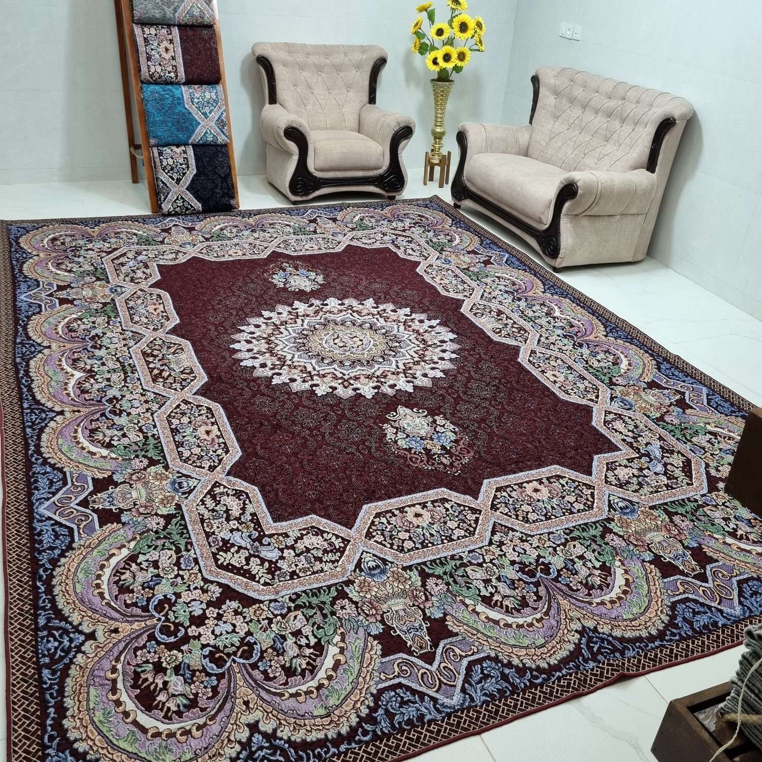 5csynZauQeOS87oJy9eNoBPSIwZMVmbvu168U8Uy7VqVHyFIrz.jpg روفرشی نیلوفر کد 011 سایز 12 متری رنگ زرشکی