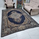 روفرشی طرح گلریز مخمل 2رو رنگ سرمه ای سایز 6 متری