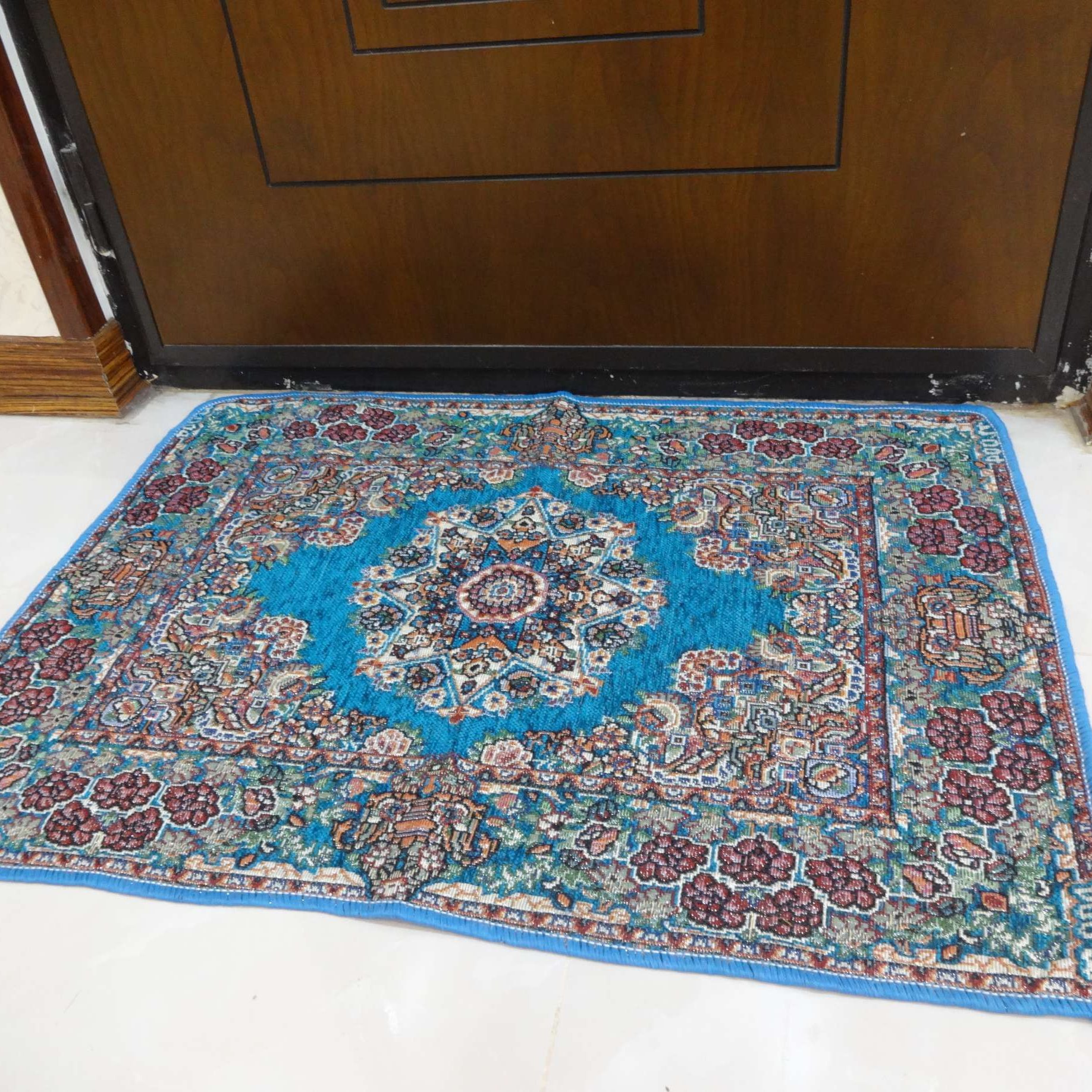 SKr0UwsU06m1A5GJJiF20c2Mq4Vhd4TaXE94wd8AAlAIgqaQVC.jpg پادری رنگ آبی فیروزه طرح حوض نقره - Image 1