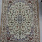 روفرشی ۳ متری رنگ کرم طرح نایینی - Image 2