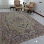 روفرشی12متری مخمل زرکدار طرح دیبا رنگ نخودی