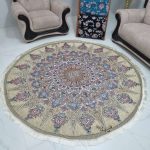 رومیزی روفرشی گرد 2 در 2 رنگ نخودی مخمل زرکدار