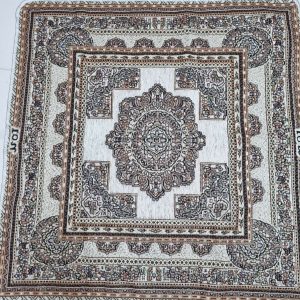 روفرشی زیرانداز 1 نفره 1 متری 1در 1 رنگ کرم مخمل زرکدار طرح باغ بهشت