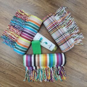 حوله مستطیلی بزرگ نخی 100 در 180 رنگین کمان